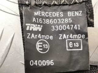 Ремень безопасности передний правый, ориг. номер A1638603285, Mercedes ML W163 2001-2005