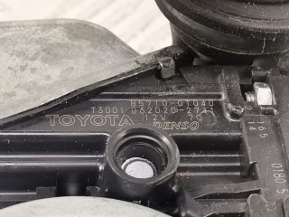 Стеклоподъемник электрический задний правый, ориг. номер 698010T010, Toyota Venza 2012-2017