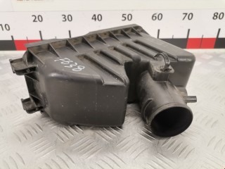 Корпус воздушного фильтра, ориг. номер 1770533050, Toyota Yaris 1999-2003