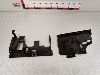 Накладка декоративная на торпедо, ориг. номер 25909410, 15094551, 21999026, Chevrolet TrailBlazer 2001-2006