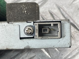 Усилитель антенны, ориг. номер GS2A669N0A, Mazda 6 2005-2008