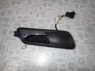 Ручка внутренняя задняя правая Volkswagen Passat 2000-2005