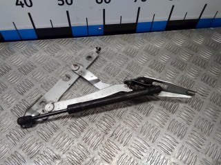 Петля капота правая Audi A4 2000-2006