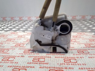 Замок двери задней правой, ориг. номер DF8072310C, Mazda 2 2007-2010