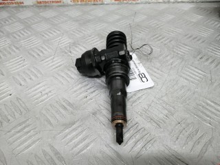 Форсунка Volkswagen Golf Plus 2005-2009
