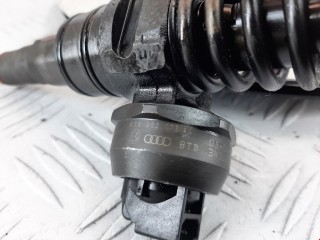 Форсунка, ориг. номер 038130073AG, 0414720215, Volkswagen Golf Plus 2005-2009