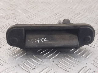 Ручка крышки багажника Mazda Premacy 2001-2005