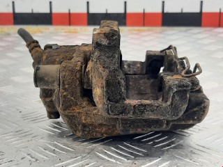 Суппорт передний правый, ориг. номер 410018218R, Renault Megane 2006-2009