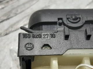 Кнопка антипробуксовочной системы (ABS/ESP), ориг. номер A1638202710, 1638202710, Mercedes ML W163 2001-2005