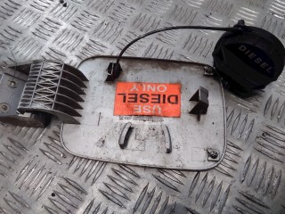 Лючок топливного бака, ориг. номер 0K2FA42410, Kia Carens 2002-2006