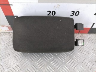 Подлокотник Opel Astra 2006-2014