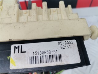Блок реле, ориг. номер 15190658, Chevrolet Tahoe 1999-2006