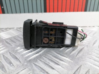 Кнопка антипробуксовочной системы (ABS/ESP), ориг. номер 15A469, C235664T0, Mazda 5 2002-2009