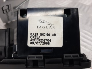 Разъем AUX / USB, ориг. номер 8X2319C166AB, Jaguar XF 2007-2011