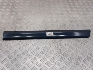 Молдинг двери задней левой Mercedes E W210 1999-2002