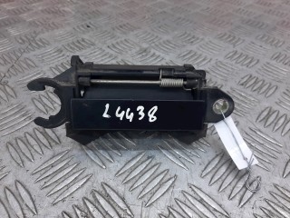 Ручка наружная передняя правая Audi 80 1991-1996