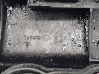 Клапанная крышка, ориг. номер 8200608952, 8200379908, Renault Clio 2003-2013