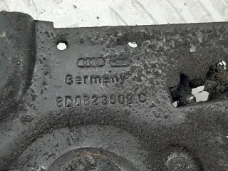 Замок капота, ориг. номер 8D0823509J, Audi A4 1994-1999