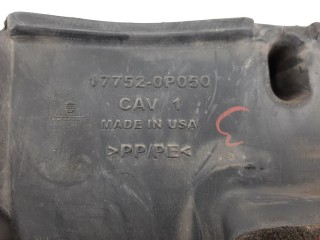 Воздухозаборник, ориг. номер 177520P050, Toyota Sienna 2006-2009