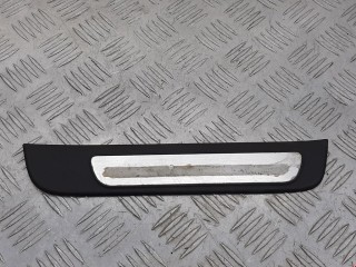 Накладка на порог Audi A4 2004-2009