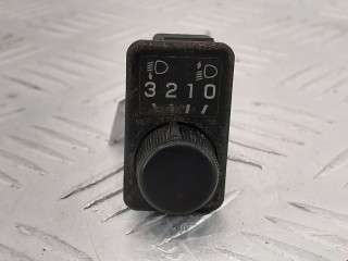Кнопка корректора фар, ориг. номер 2519070J00, Nissan Primera 1990-1997