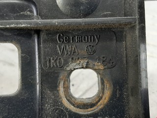 Крепление фары правой, ориг. номер 1K0807184, Volkswagen Golf 1997-2006