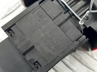 Кнопка аварийной сигнализации, ориг. номер 9138106, Opel Corsa 2003-2006