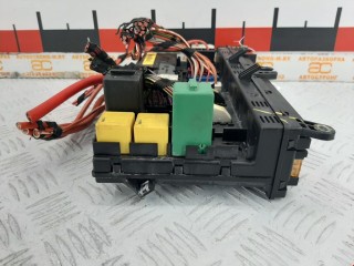 Блок предохранителей, ориг. номер 8380407, YQE500380, Land Rover Range Rover 2005-2009