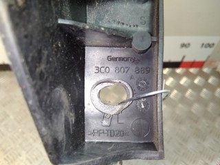 Кронштейн крепления бампера переднего, ориг. номер 3C0807889, 3C0807889A, Volkswagen Passat 2005-2010