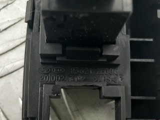 Кнопка подогрева сидений, ориг. номер 933212E000, 933402E000, Hyundai Tucson 2004-2010