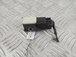 Датчик удара, ориг. номер 95930-3L100, Hyundai Santa Fe 2004-2012