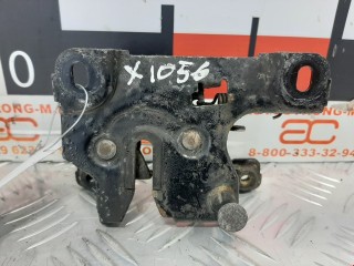 Замок капота, ориг. номер 8D0823509J, Audi A4 1994-1997