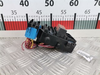 Блок реле, ориг. номер 8200003634, Renault Espace 2002-2006