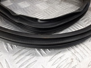 Уплотнитель, ориг. номер 831300W000, Hyundai Santa Fe 2004-2012
