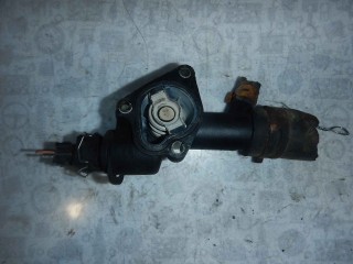 Корпус термостата, ориг. номер 8200954285, Renault Clio 1998-2002