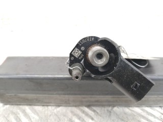 Форсунка, ориг. номер 0445116030, 03L130277, Volkswagen Passat 2005-2010