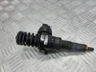 Форсунка Volkswagen Golf Plus 2005-2009
