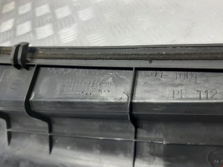 Дождевик, ориг. номер 66862CA000, Nissan Pathfinder 2004-2010