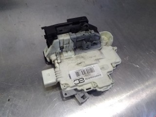Замок двери передней правой, ориг. номер 3C2837016A, Volkswagen Passat 2011-2015