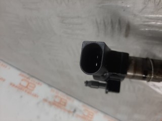 Форсунка, ориг. номер 0445116030, 03L130277, Volkswagen Passat 2005-2010