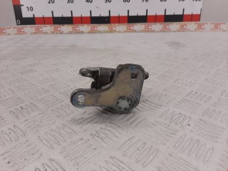 Петля двери передней правой Mercedes B W245 2005-2008