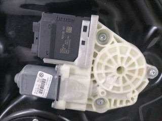 Стеклоподъемник электрический задний правый, ориг. номер 3AA839756, 3AF839462C, Volkswagen Passat 2011-2015