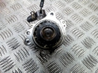 Насос вакуумный Mazda 6 2007-2010