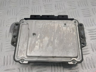 Блок управления двигателем, ориг. номер 0281013366, 8200601334, Renault Megane 2002-2006