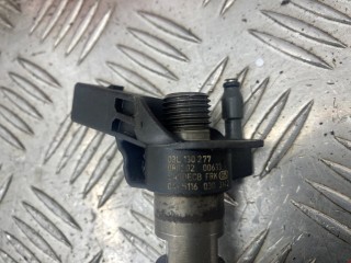 Форсунка, ориг. номер 0445116030, 03L130277, Audi A4 2004-2009
