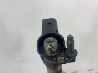 Форсунка, ориг. номер 0445116030, 03L130277, Audi A4 2004-2009