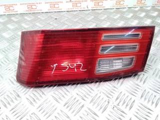 Фонарь крышки багажника правый Mitsubishi Galant 1992-1997