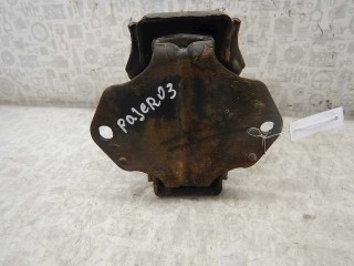 Подушка крепления двигателя, ориг. номер MR554231, Mitsubishi Pajero 1997-2004
