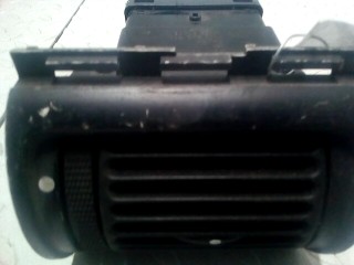 Дефлектор обдува салона, ориг. номер 1206177, Ford Galaxy 2000-2006