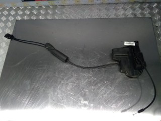 Замок двери передней правой Renault Megane 2006-2009